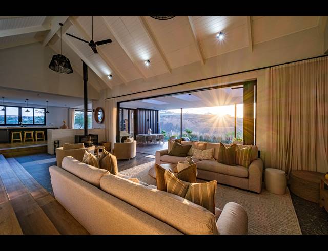 5 BEDROOM FREESTANDING FOR SALE IN SPRINGVALE COUNTRY ESTATE